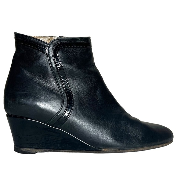 Bruno Magli Leather Wedge Ankle Booties Black with Patent Leather Trim Size EU37 - Picture 1 of 14